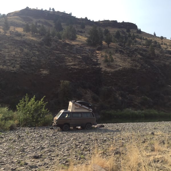 1985 Volkswagen Vanagon Class B available for rent in Seattle, Washington