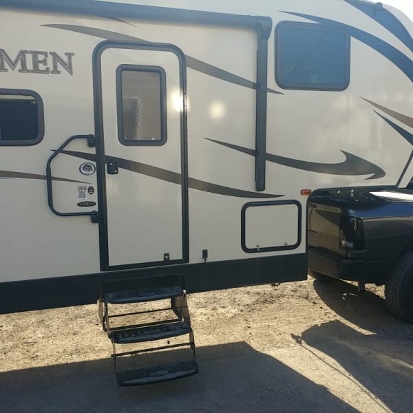 2017 K-Z Manufacturing Sportsmen Fifth Wheel available for rent in Columbia Falls, Montana