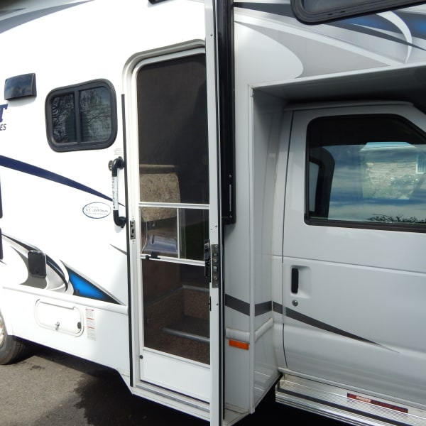 2016 Gulf Stream Conquest Class C available for rent in Longueuil, Quebec