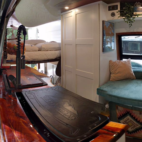 2005 Mercedes-Benz Sprinter Class B available for rent in Hammonton, New Jersey