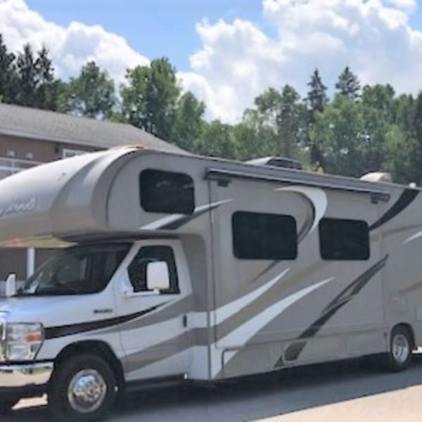 2016 Thor Motor Coach Four Winds Class C available for rent in Ruskin, Florida