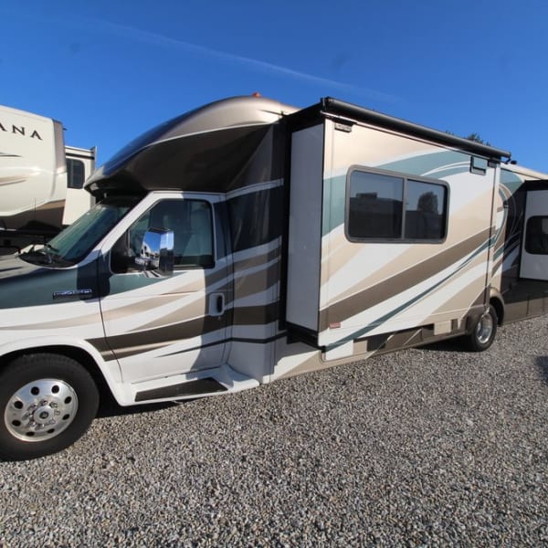 2011 Itasca Cambria Class C available for rent in Glen Rock, Pennsylvania