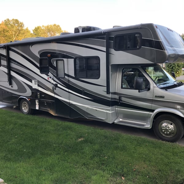 2013 Forest River Sunseeker Class C available for rent in Lorraine, Quebec