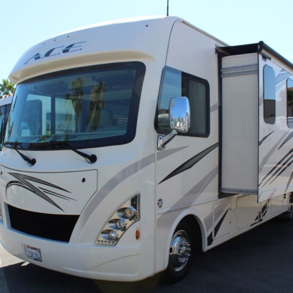 2018 Thor Motor Coach A.C.E Class A available for rent in Earlham, Iowa
