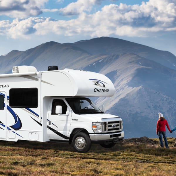 2021 Thor motor coach Ford E450 V8 Class C available for rent in Miami, Florida