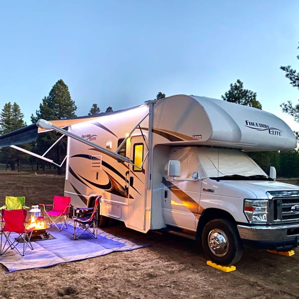 2017 Thor Freedom Elite Class C available for rent in Riverside, California