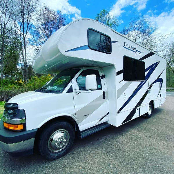 2021 Thor Freedom Elite Class C available for rent in Southbury, Connecticut