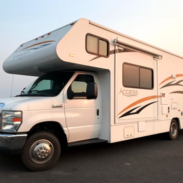 2010 Winnebago Access Class C available for rent in Riverton, Utah