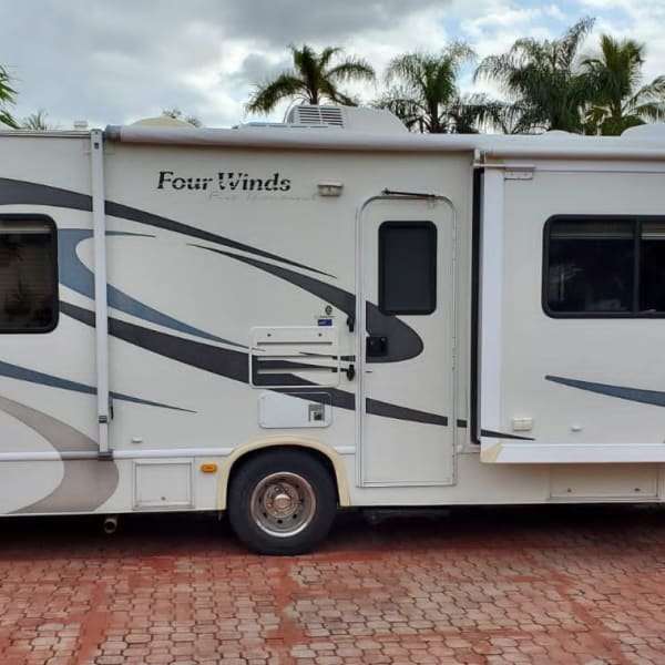 2007 Thor Motor Coach Four Winds Five Thousand Class C available for rent in Miami, Florida