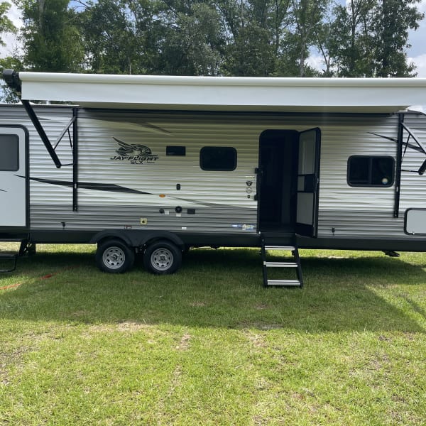 2021 Jayco Jay Flight Swift Travel Trailer available for rent in Bentonville, Arkansas