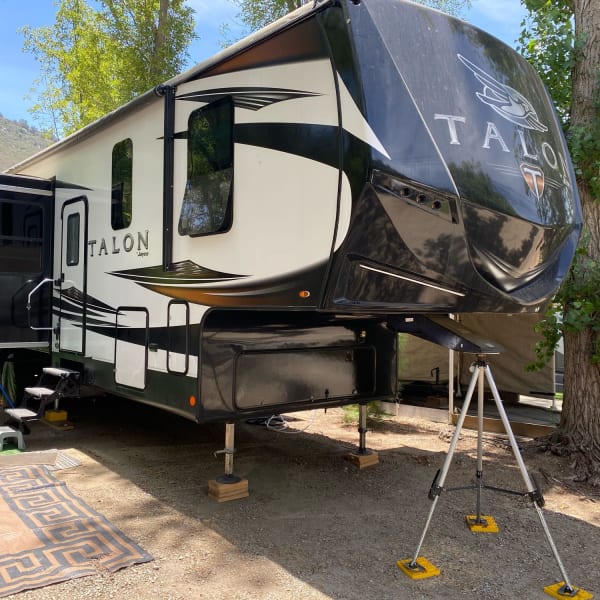 2019 Jayco Talon Fifth Wheel available for rent in Leander, Texas