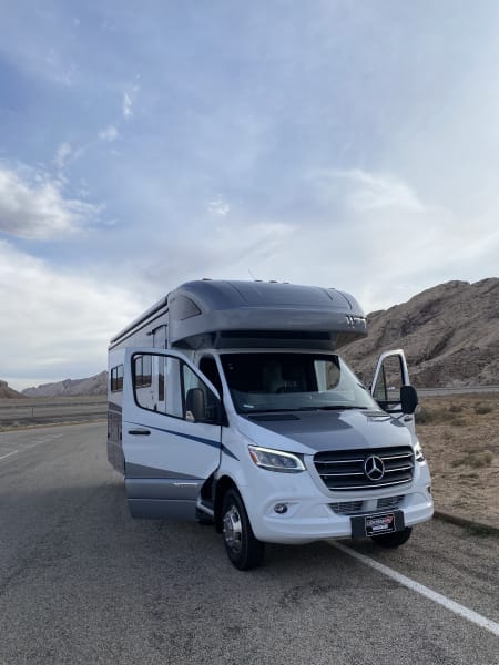 2022 Winnebago View Class C available for rent in Los Angeles, California