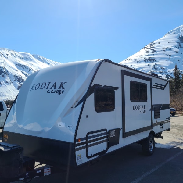 2021 Dutchmen Kodiak Travel Trailer available for rent in Eagle River, Alaska