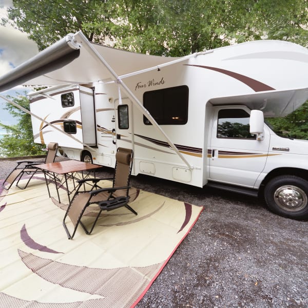 2013 Other Four Winds Class C available for rent in Goldsboro, Pennsylvania