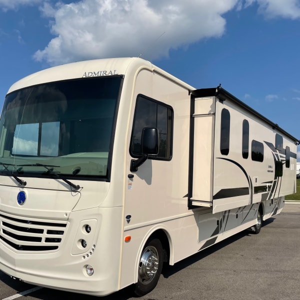 2021 Holiday Rambler Admiral Class A available for rent in Moraine, Ohio