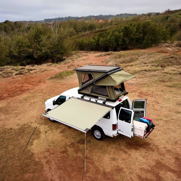 2009 Ford Econoline Class B available for rent in Kihei, Hawaii