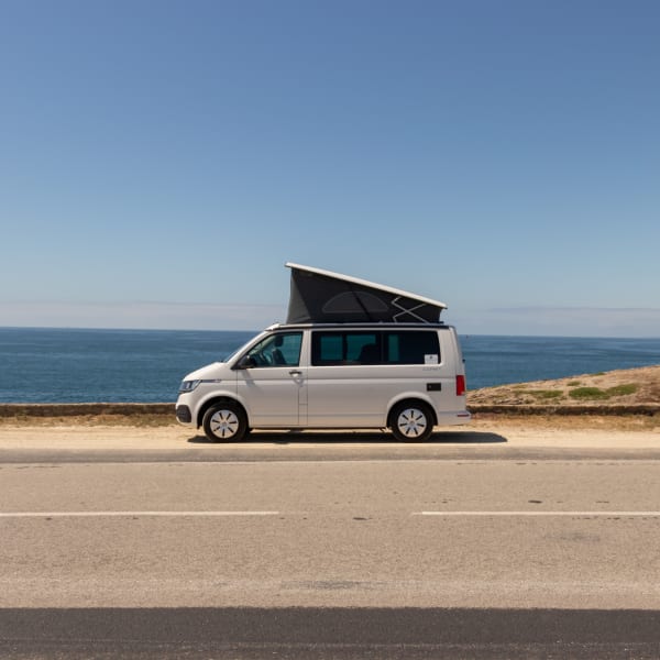 2022 Volkswagen California Océan T6.1 Class B available for rent in Muzillac, 