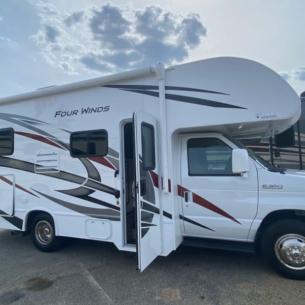 2021 Thor Four Winds Class C available for rent in Lee, New Hampshire