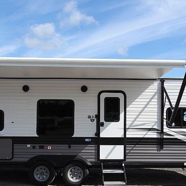 2022 Jayco Jay Flight Travel Trailer available for rent in Maple, Ontario
