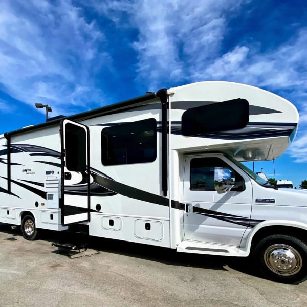 2019 Jayco Greyhawk Class C available for rent in Lake Elmo, Minnesota
