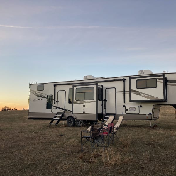 2022 Forest River Heritage Glen Fifth Wheel available for rent in Rexburg, Idaho