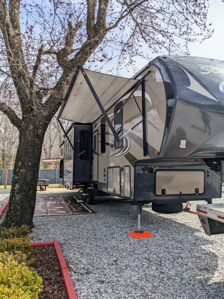 2015 Forest River Sandpiper Fifth Wheel available for rent in Broadway, Virginia