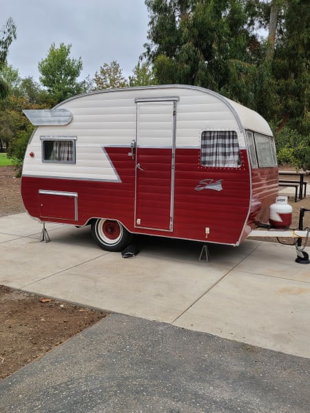 1956 Shasta 1500 Travel Trailer available for rent in Lake Balboa, California