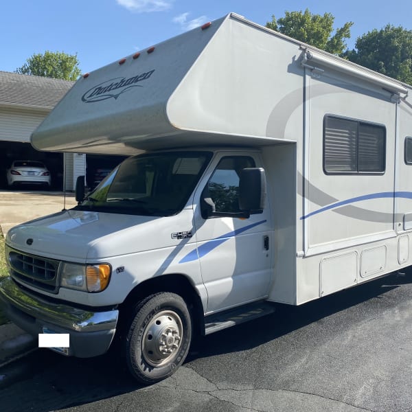 2003 Dutchmen Four Winds Class C available for rent in Elko New Market, Minnesota