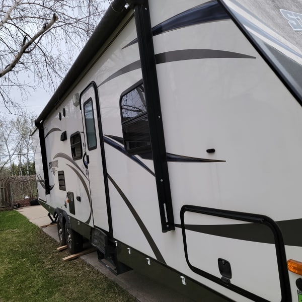 2016 Gulf Stream Gulf Breeze Ultra Lite Travel Trailer available for rent in Beausejour, Manitoba