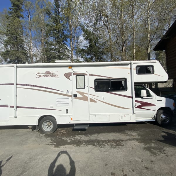 2006 Forest River Sunseeker LE Class C available for rent in Anchorage, Alaska
