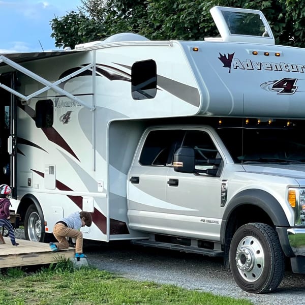2017 Fraserway Adventurer 4 Quad Class C available for rent in Toronto, Ontario