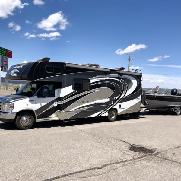 2017 Coachman Leprechaun 260DS Class C available for rent in Logandale, Nevada