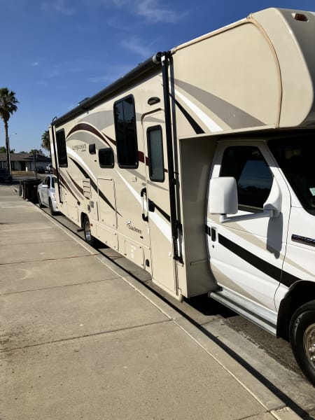 2017 Other Other Class C available for rent in Menifee, California
