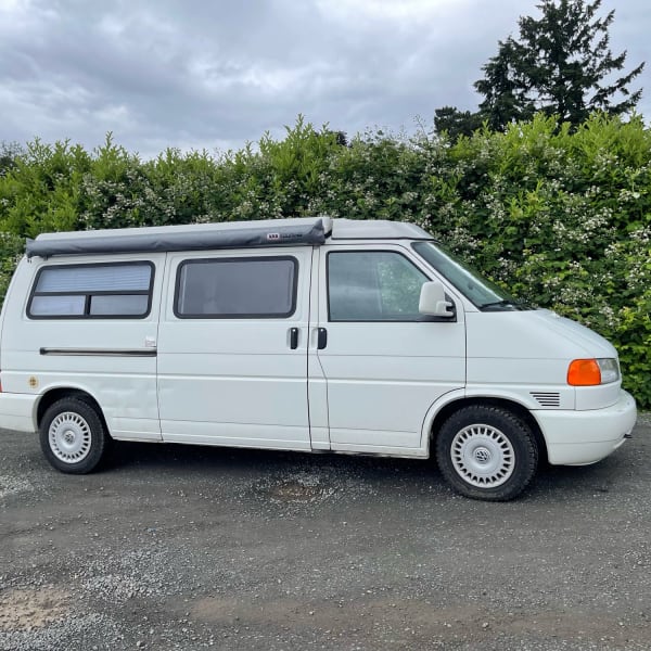 1999 Winnebago Eurovan Camper Eurovan Camper Class B available for rent in Portland, Oregon