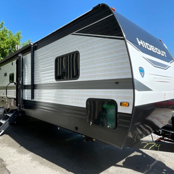 2022 Keystone Hideout 32LBH Travel Trailer available for rent in Raeford, North Carolina