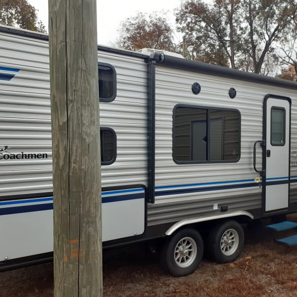 2020 Forest River Coachmen Catalina Summit Travel Trailer available for rent in Emporia, Virginia