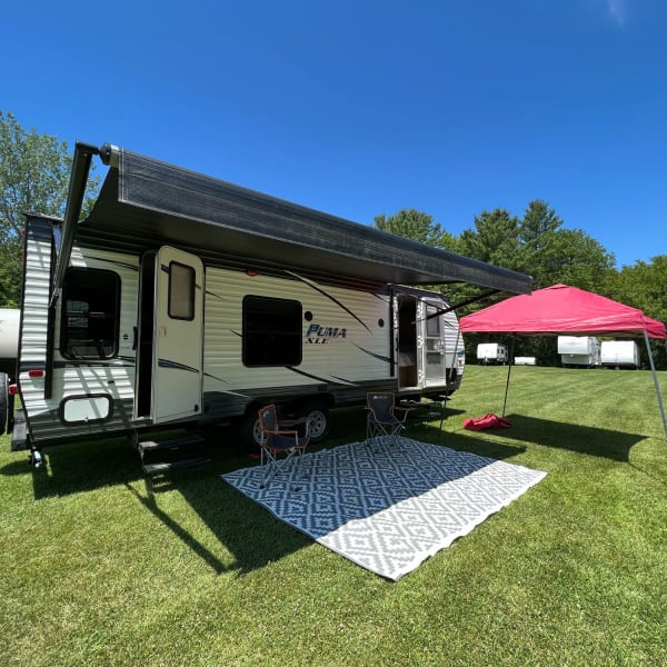 2018 Palomino Puma XLE 25 Travel Trailer available for rent in Colchester, Vermont