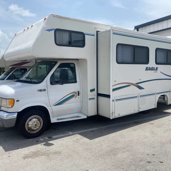 2000 Jayco Eagle Class C available for rent in FORT MYERS, Florida