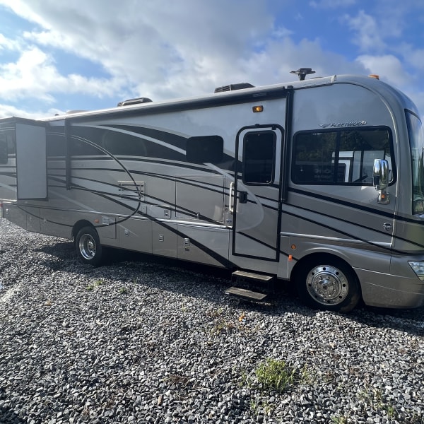 2015 Fleetwood Southwind Class A available for rent in Morganton, Georgia