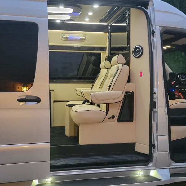 2023 Mercedes-Benz Sprinter Class B available for rent in Massillon, Ohio
