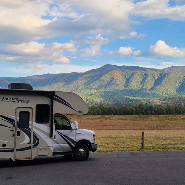 2018 Thor Freedom Elite Class C available for rent in Effingham, South Carolina