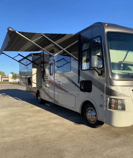 2015 Forest River Coachmen Pursuit Class A available for rent in Spring, Texas