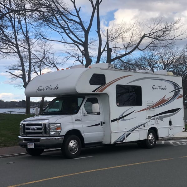 2011 Four Winds Four Winds Motorhome Class C available for rent in SALEM, Massachusetts