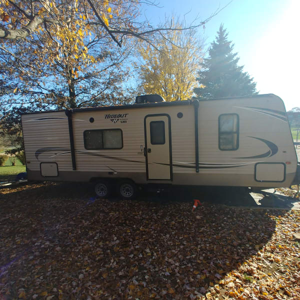 2017 Keystone RV Hideout LHS Travel Trailer available for rent in Harrisburg, Pennsylvania