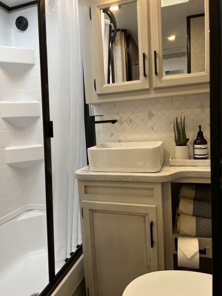 2023 Jayco 171BH Travel Trailer available for rent in Peoria, Arizona