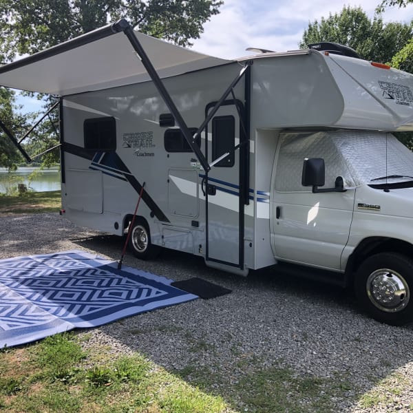 2022 Forest River Coachmen Cross Trail XL Class C available for rent in O'Fallon, Missouri