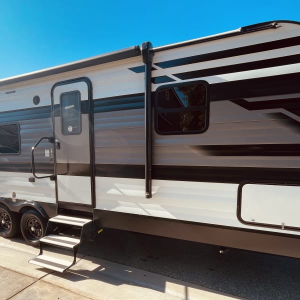 2022 Grand Design Transcend Xplor Travel Trailer available for rent in Beaumont, California