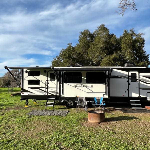 2023 Grand Design Imagine 3210BH Travel Trailer available for rent in Santa Maria, California