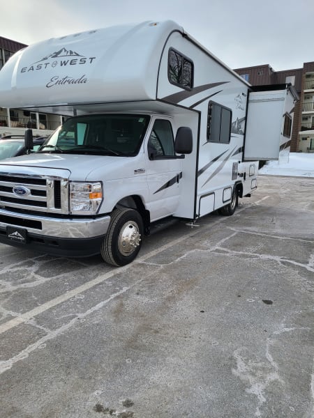 2023 East to West Entrada Class C available for rent in Bloomington, Minnesota