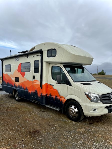 2016 Winnebago View Class C available for rent in Redmond, Oregon